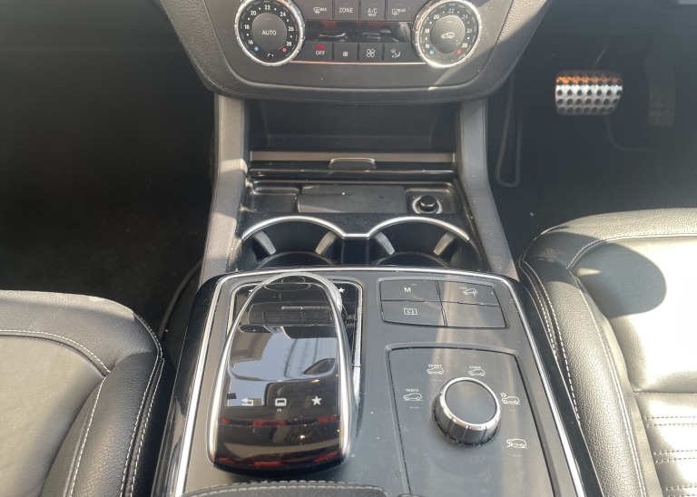 Car Image 25
