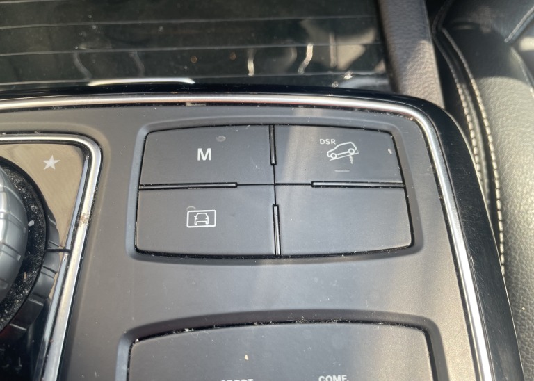 Car Image 27