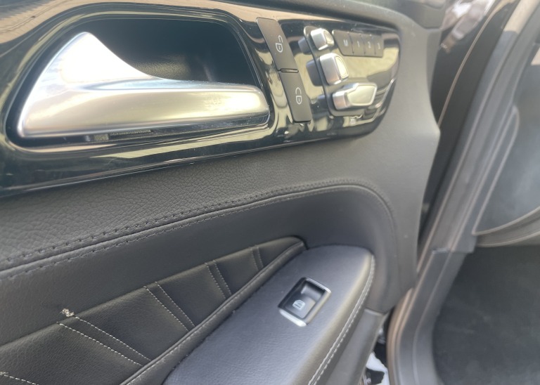 Car Image 37